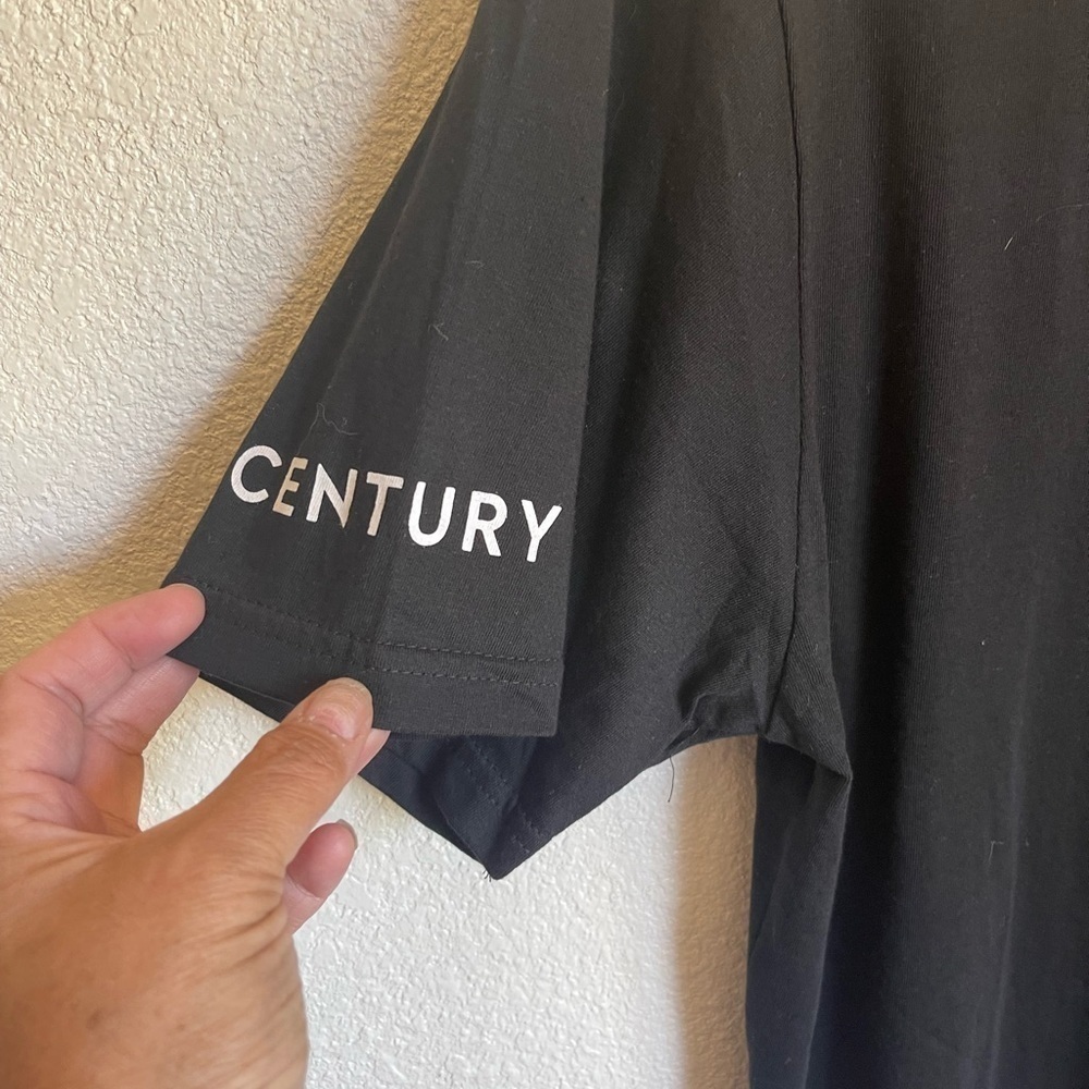 Peloton Century 100 Workout T-shirt. Size XL EUC - Picture 6 of 7